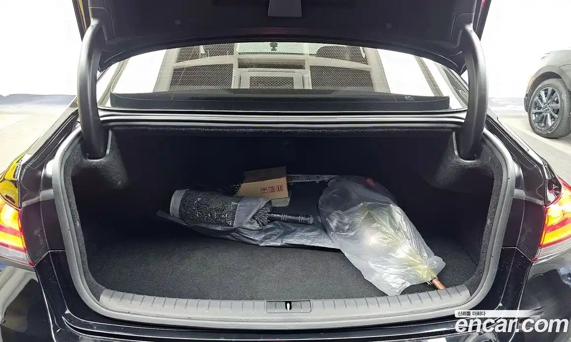 Genesis G80 2017 3.3 Автомат в Москве № 523707, фото 20