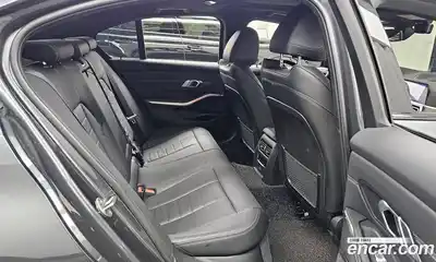 BMW 3-Series 2022 2.0 Автомат в Москве № 525662, миниатюра 11