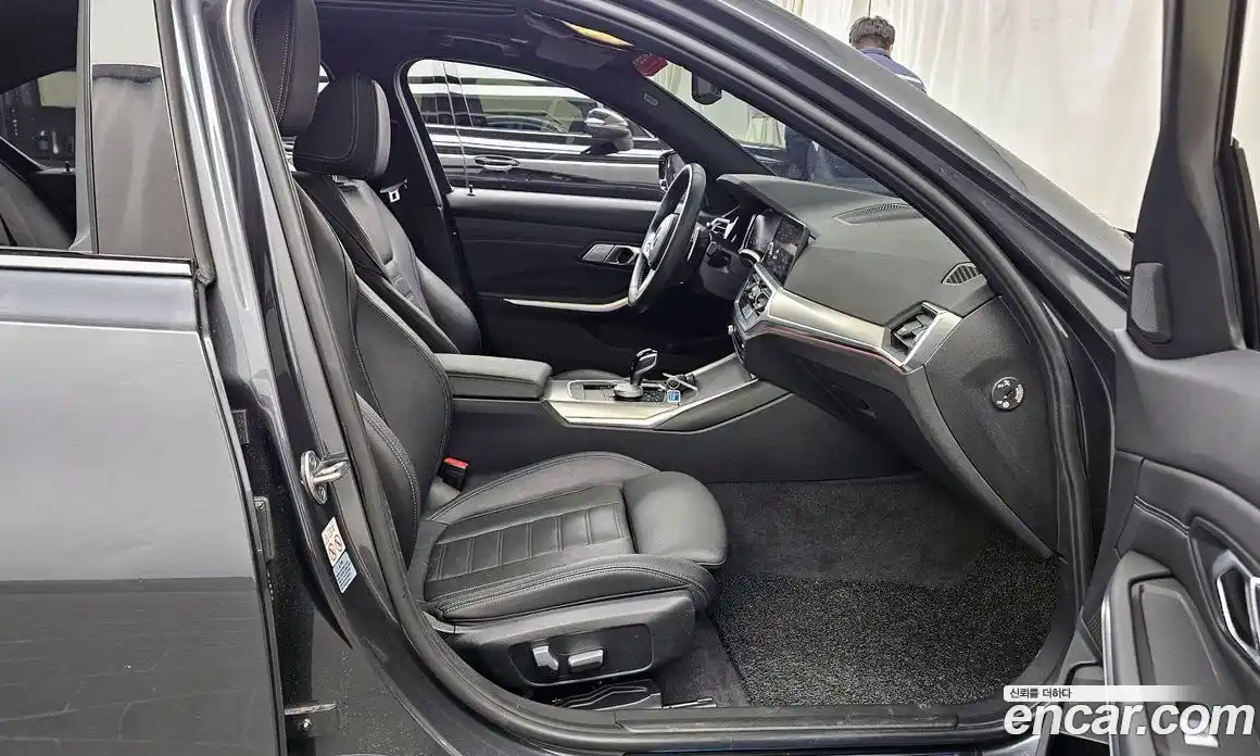 BMW 3-Series 2022 2.0 Автомат в Москве № 525662, фото 10