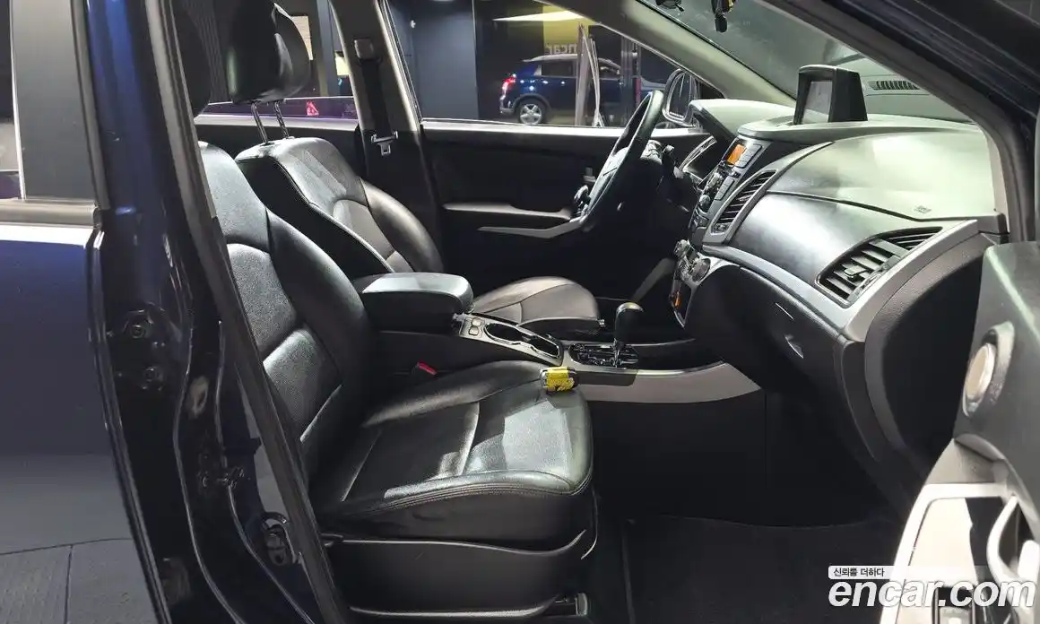 SsangYong Korando 2015 2.0 Автомат в Москве № 526266, фото 11