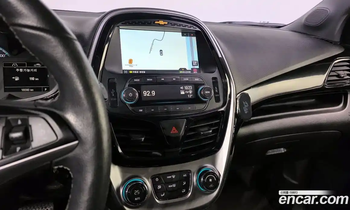 Chevrolet Spark 2017 1.0 Автомат в Москве № 527424, фото 14