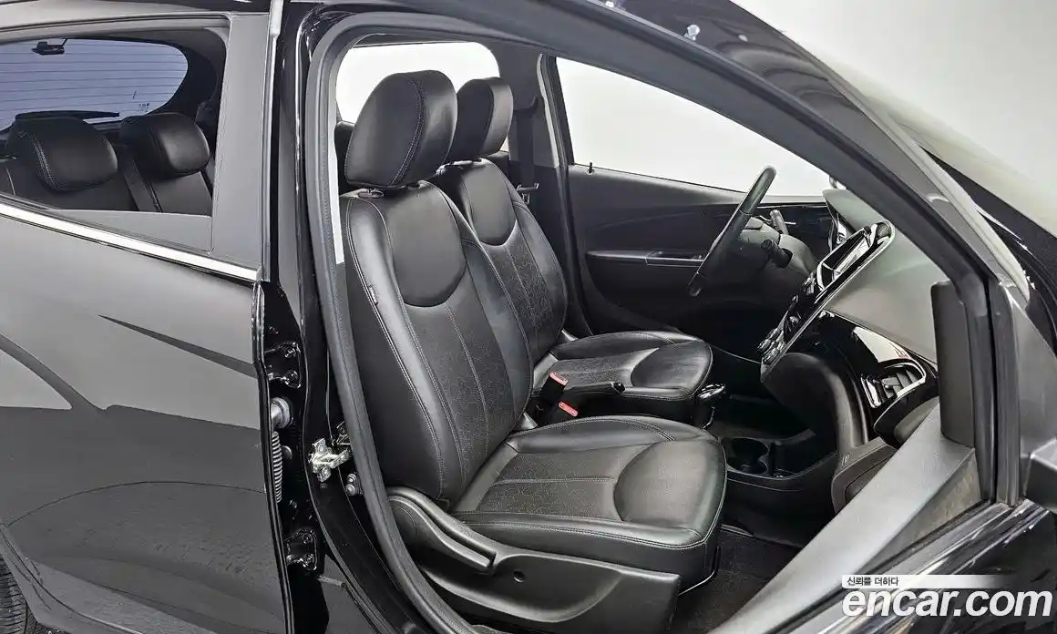 Chevrolet Spark 2017 1.0 Автомат в Москве № 527815, фото 12