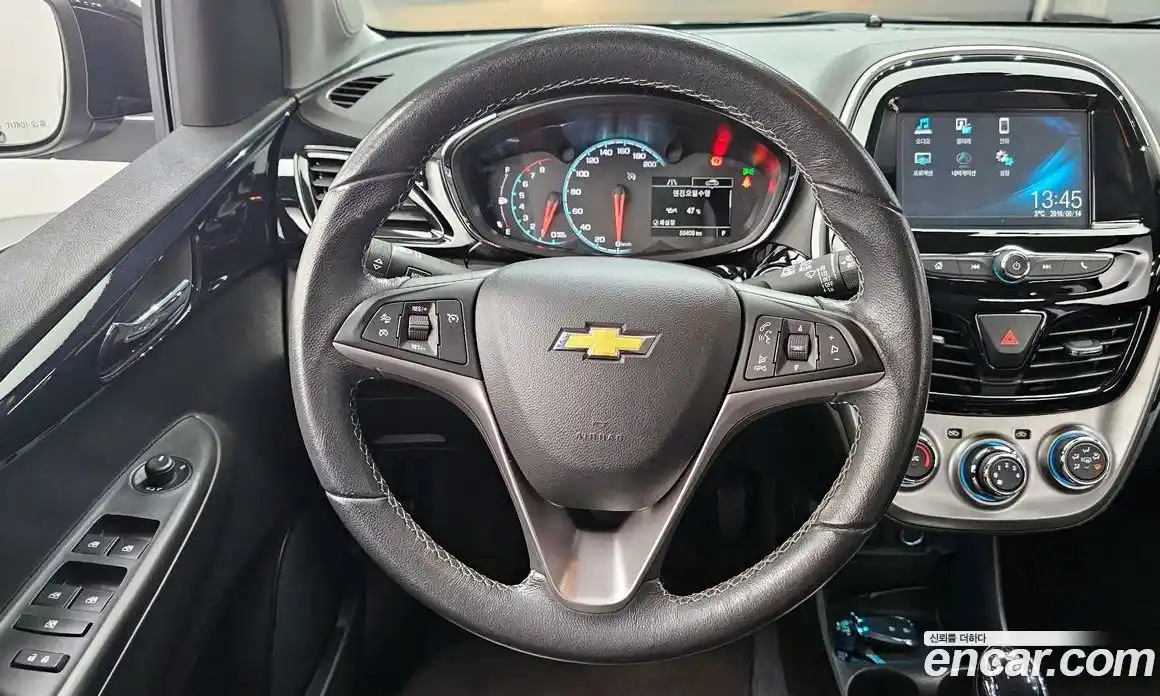 Chevrolet Spark 2017 1.0 Автомат в Москве № 527815, фото 13