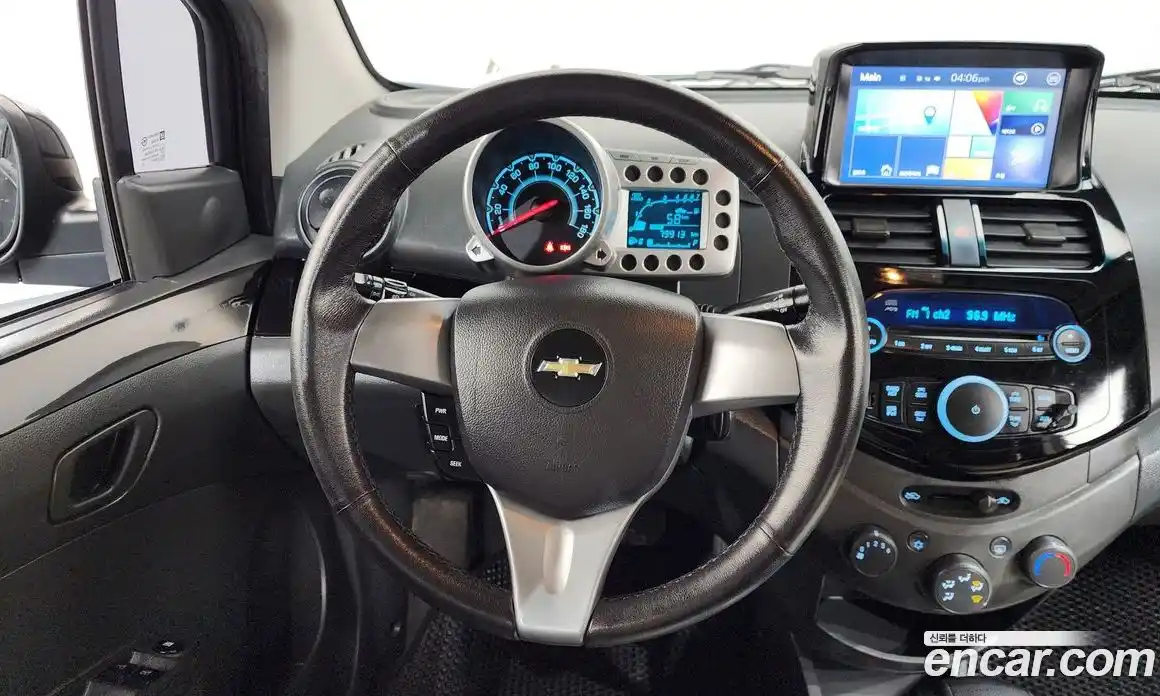 Chevrolet Spark 2012 1.0 Автомат в Москве № 527978, фото 13