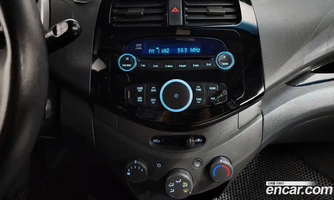 Chevrolet Spark 2012 1.0 Автомат в Москве № 527978, фото 15