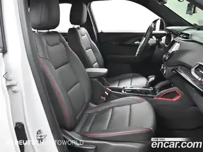 Chevrolet TrailBlazer 2022 1.3 Автомат в Москве № 528877, миниатюра 10