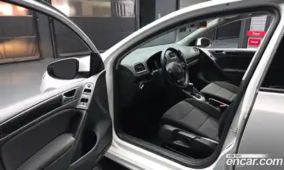 Volkswagen Golf 2013 1.6 Автомат в Москве № 529932, миниатюра 10