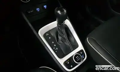 Hyundai Venue 2021 1.6 Автомат в Москве № 530567, миниатюра 9