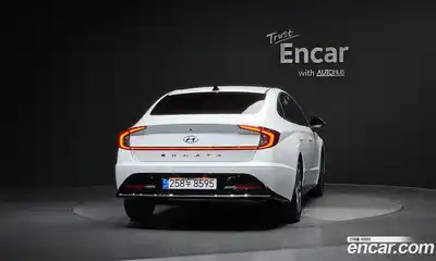 Hyundai Sonata 2022 2.0 Автомат в Москве № 531051, миниатюра 4