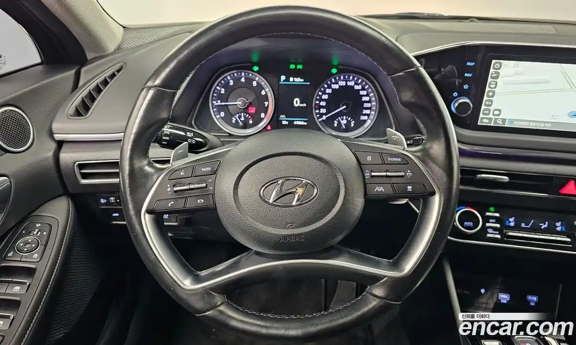 Hyundai Sonata 2023 2.0 Автомат в Москве № 531064, фото 13