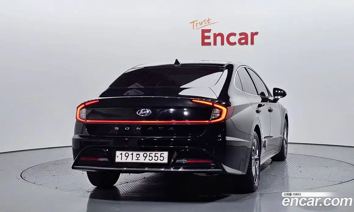 Hyundai Sonata 2023 2.0 Автомат в Москве № 531064, фото 4