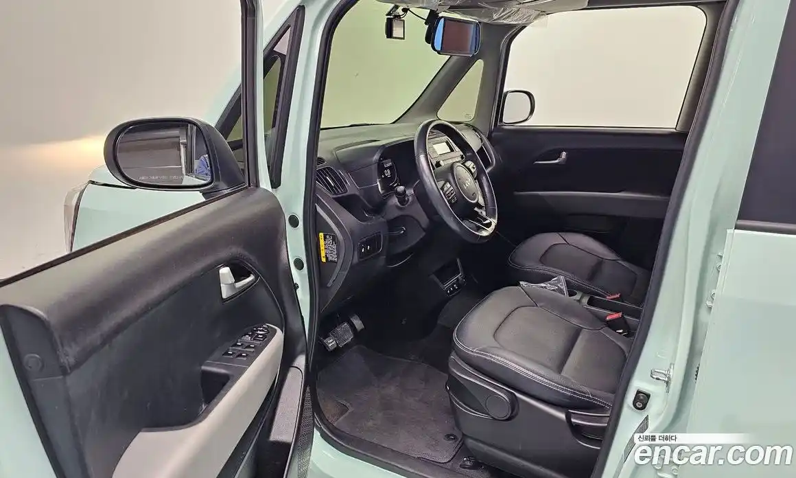 Kia Ray 2023 1.0 Автомат в Москве № 532467, фото 10