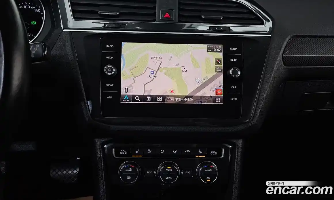 Volkswagen Tiguan 2018 2.0 Автомат в Москве № 533443, фото 16