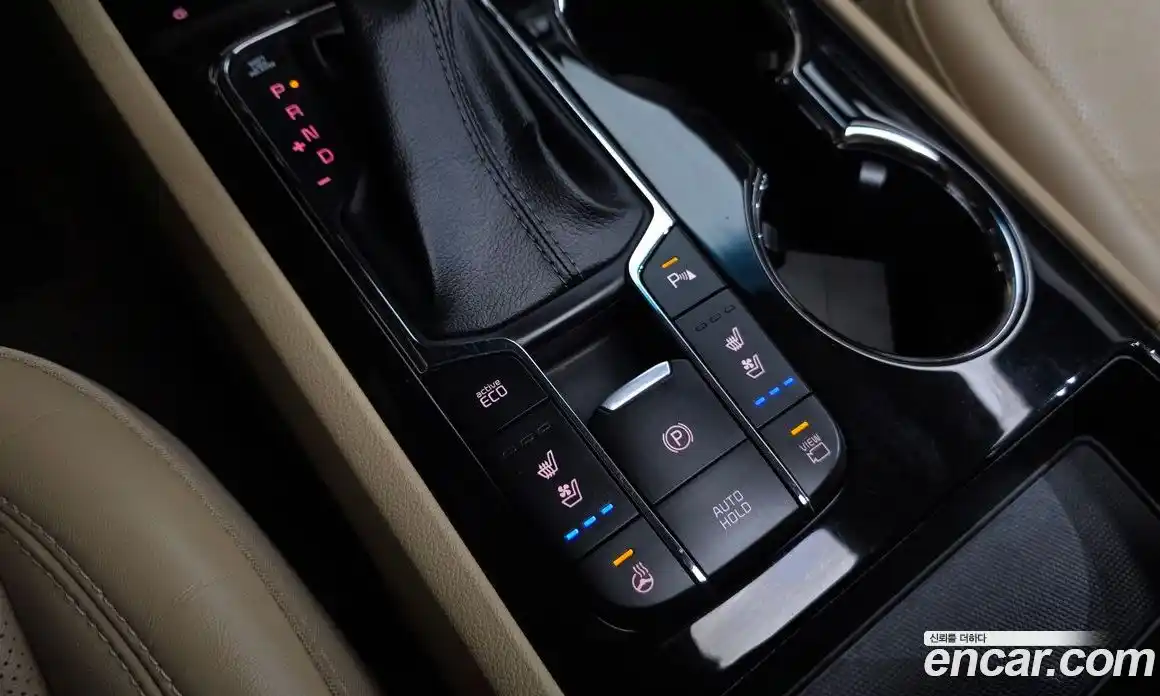 Kia Canival 2020 3.3 Автомат в Москве № 534409, фото 18