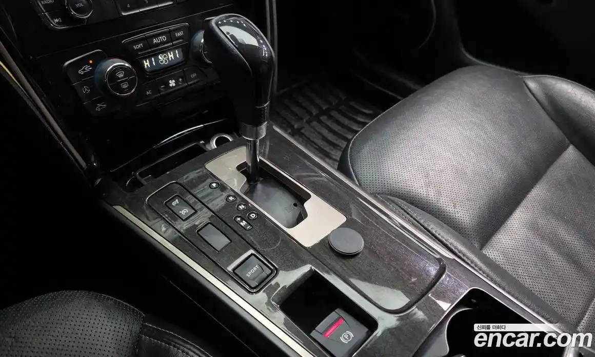 Renault SM7 2015 2.5 Автомат в Москве № 535594, фото 9