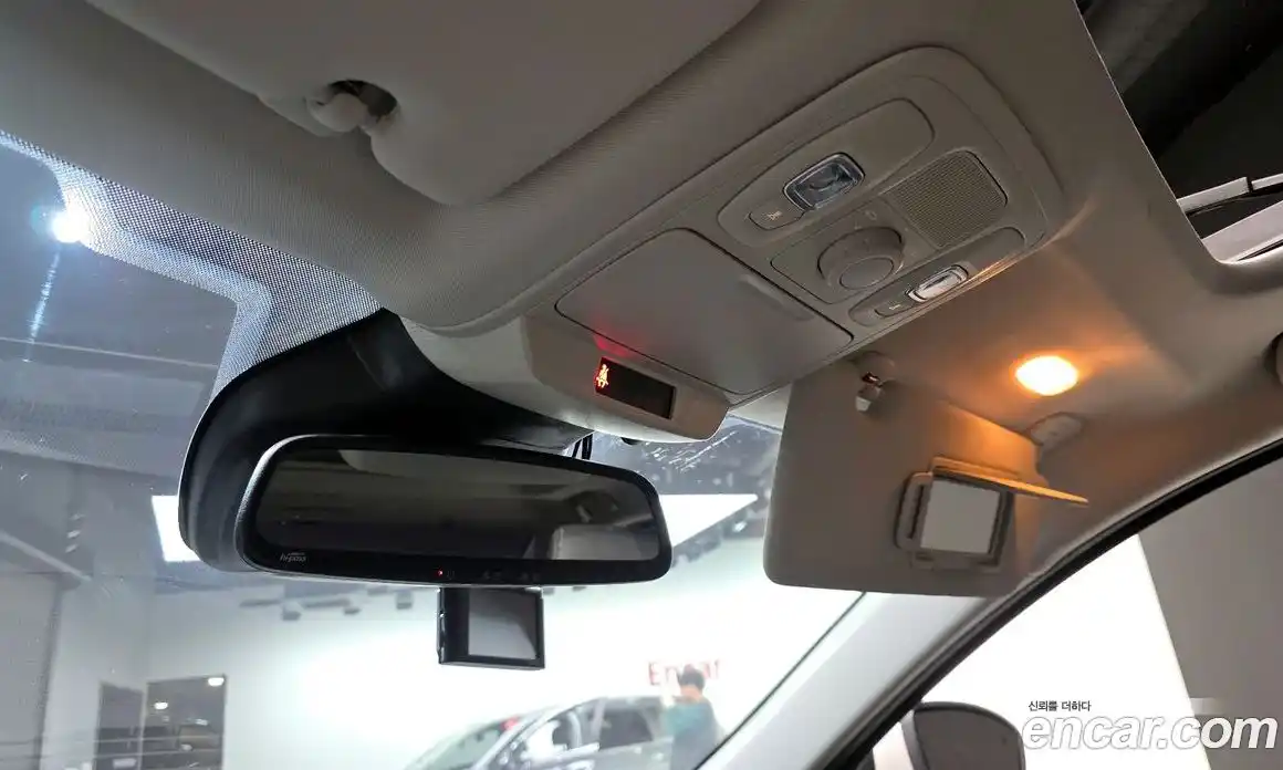 Renault SM6 2016 1.5 Автомат в Москве № 535717, фото 18