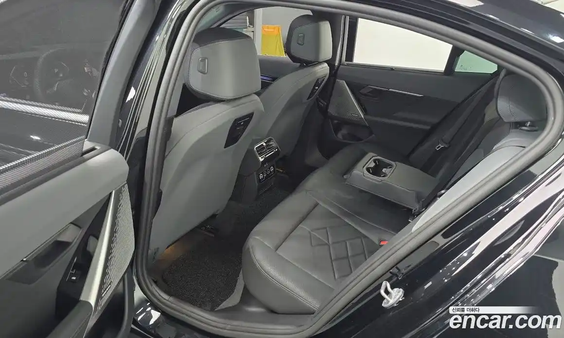 BMW 5-Series 2025 2.0 Автомат в Москве № 537791, фото 11