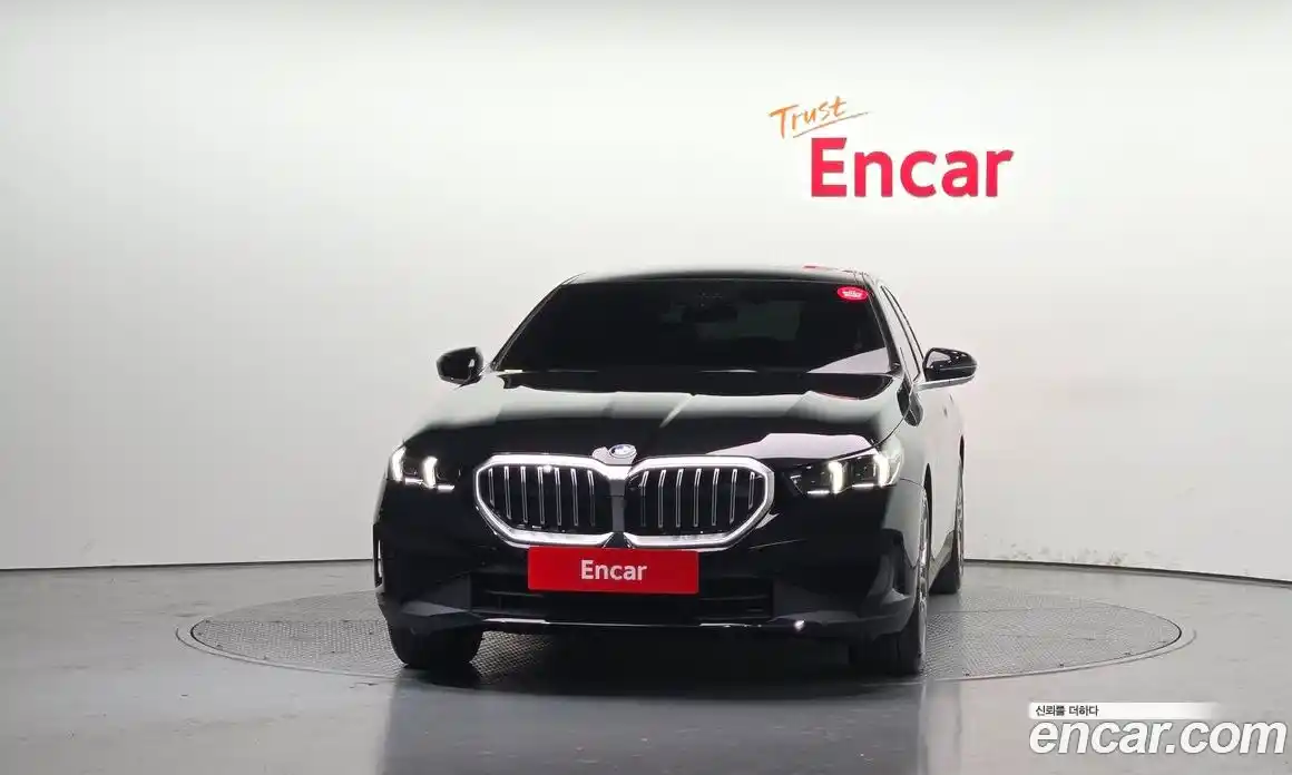 BMW 5-Series 2025 2.0 Автомат в Москве № 537791, фото 3