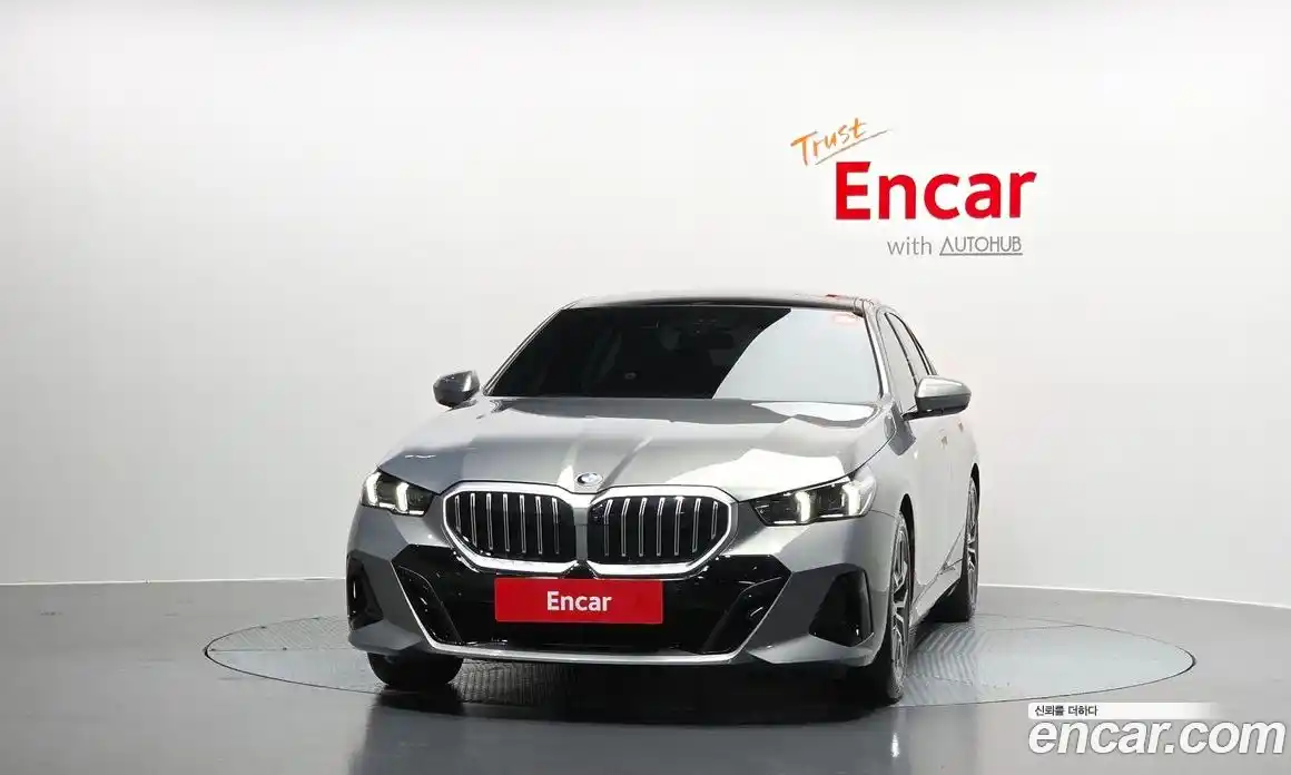 BMW 5-Series 2025 2.0 Автомат в Москве № 538082, фото 3