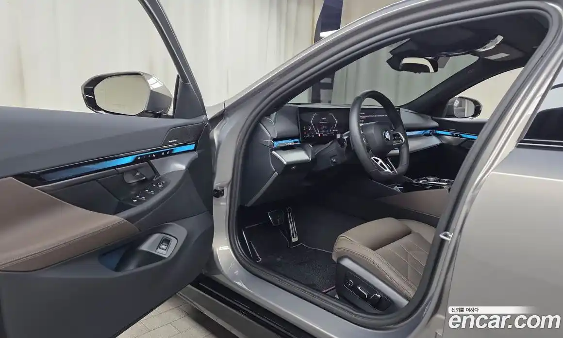 BMW 5-Series 2025 2.0 Автомат в Москве № 538082, фото 10