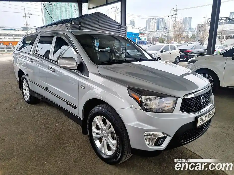 SsangYong Korando 2015 2.0 Автомат в Москве № 539596, фото 3