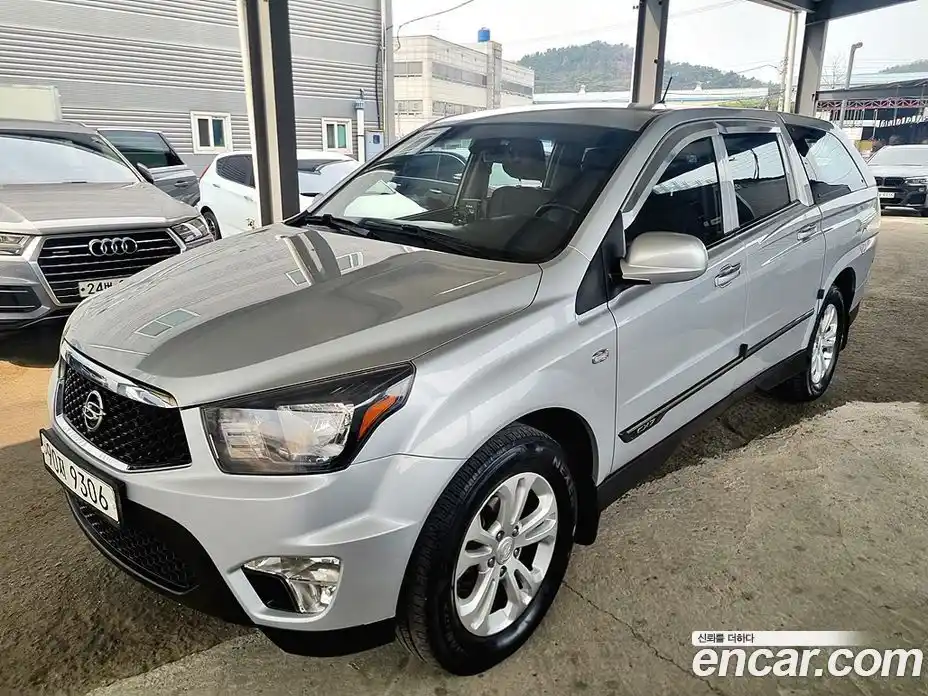 SsangYong Korando 2015 2.0 Автомат в Москве № 539596, фото 4