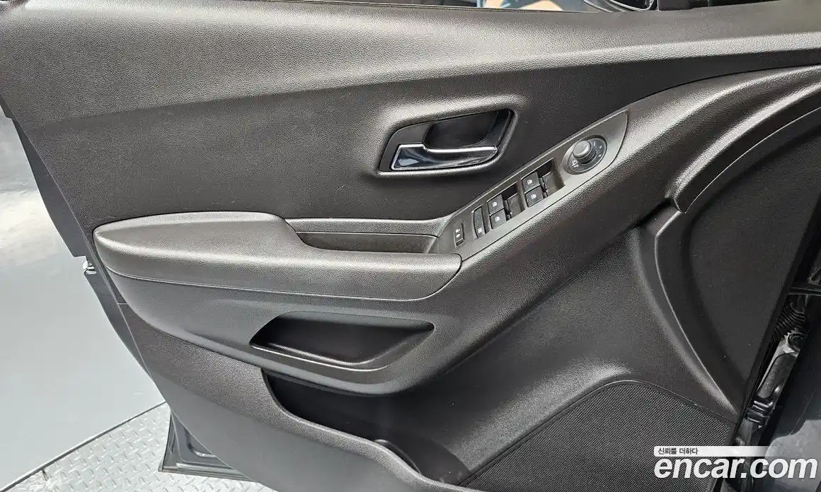 Chevrolet Trax 2018 1.4 Автомат в Москве № 539959, фото 15