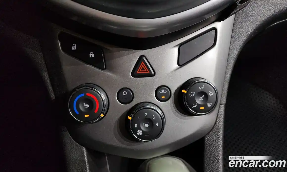 Chevrolet Aveo 2018 1.4 Автомат в Москве № 540074, фото 18