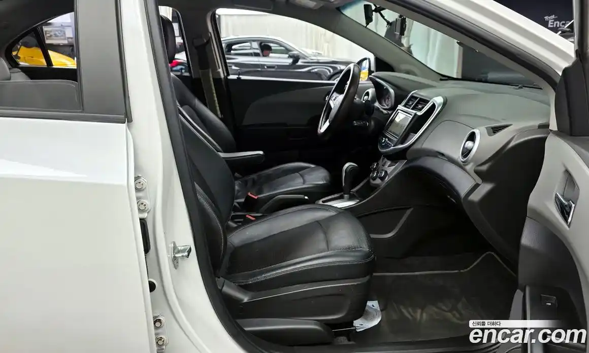 Chevrolet Aveo 2018 1.4 Автомат в Москве № 540169, фото 11