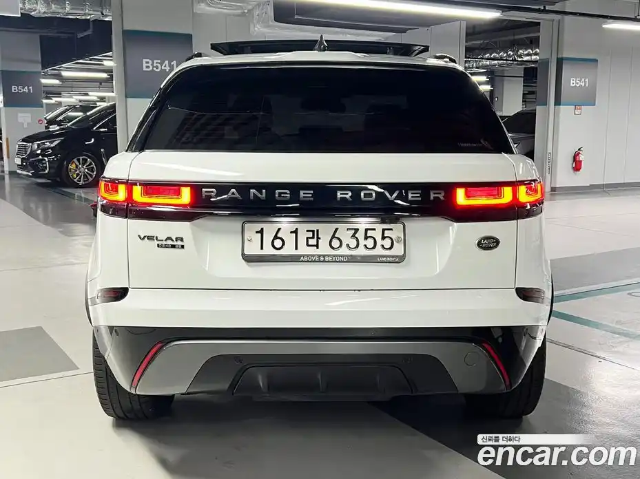 Land Rover Range-Rover Velar 2019 2.0 Автомат в Москве № 543545, фото 17