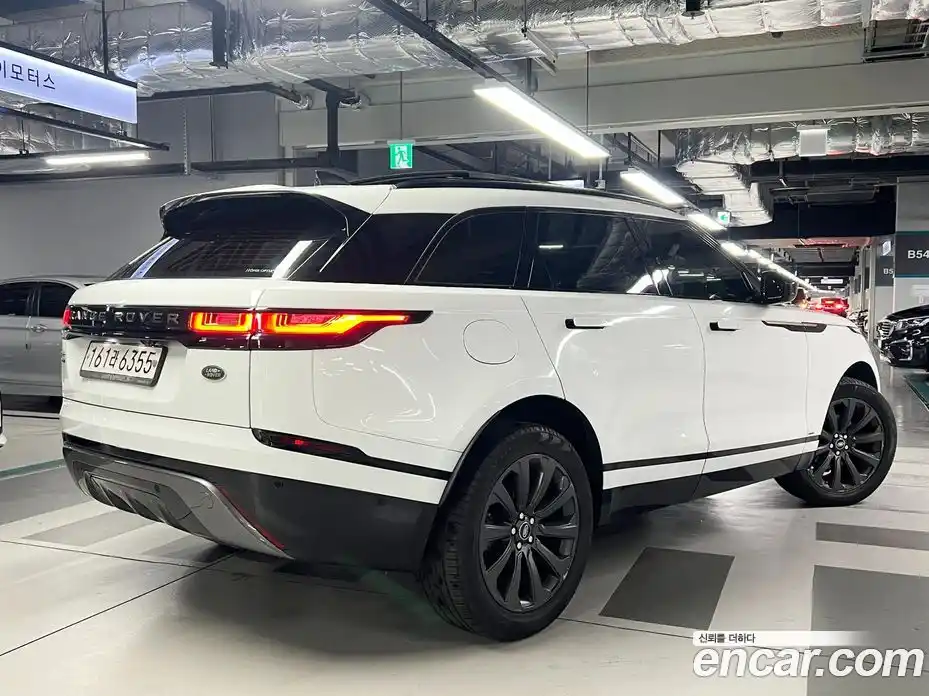 Land Rover Range-Rover Velar 2019 2.0 Автомат в Москве № 543545, фото 4