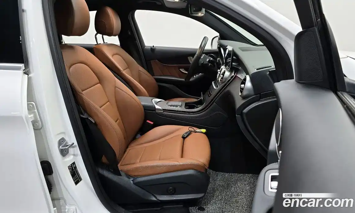 Mercedes-Benz GLC-Class 2021 2.0 Автомат в Москве № 543699, фото 10