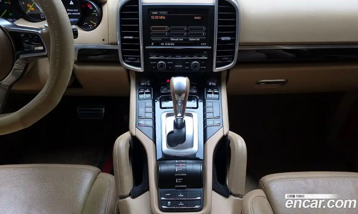 Porsche Cayenne 2015 3.0 Автомат в Москве № 545854, фото 14