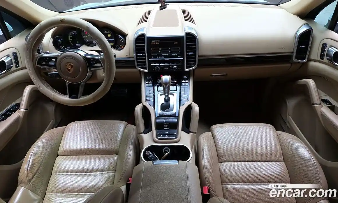 Porsche Cayenne 2015 3.0 Автомат в Москве № 545854, фото 7