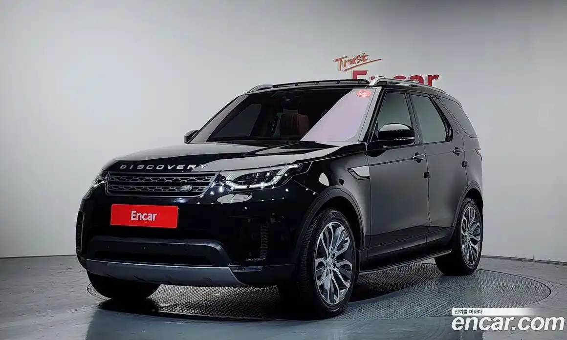 Land Rover Discovery 2018 3.0 Автомат в Москве № 546282, фото 1