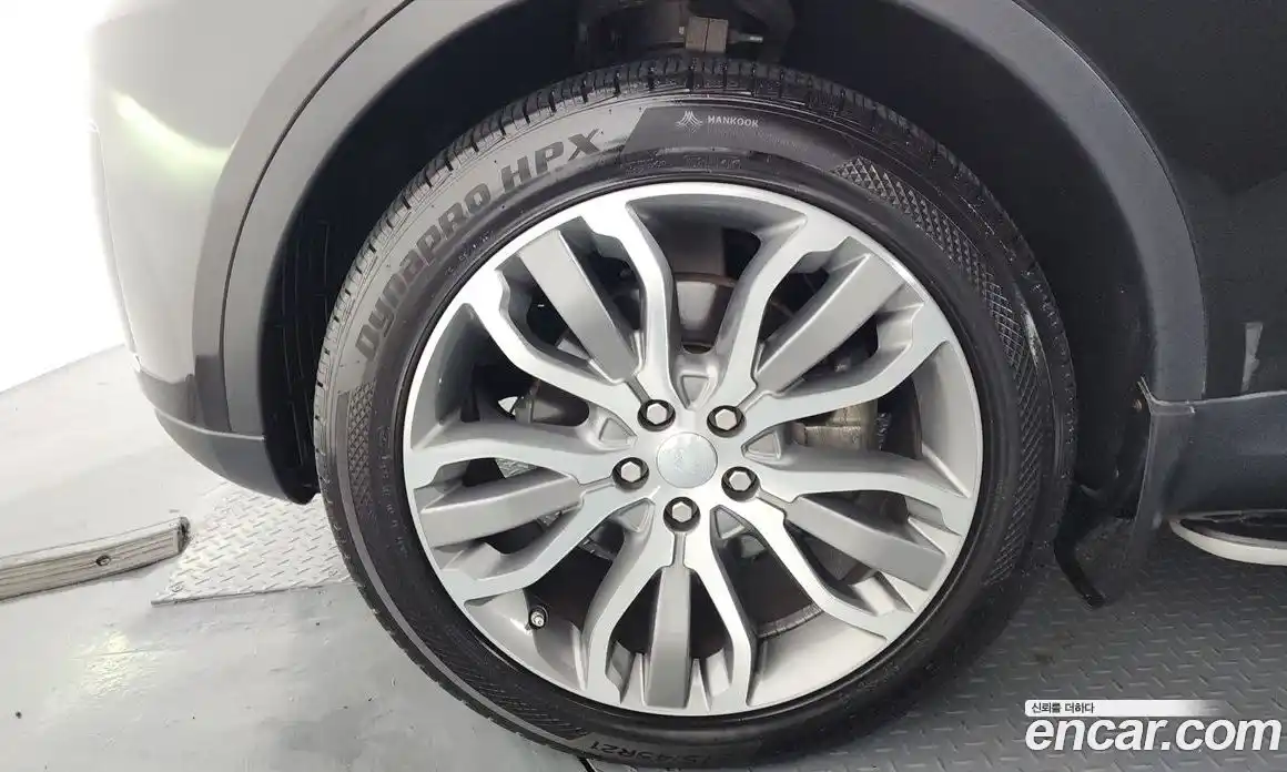 Land Rover Discovery 2018 3.0 Автомат в Москве № 546282, фото 5