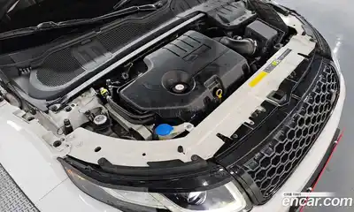 Land Rover Range-Rover Evoque 2019 2.0 Автомат в Москве № 546283, миниатюра 6