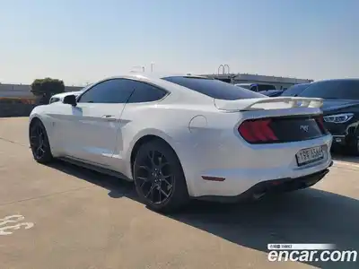 Ford Mustang 2019 2.3 Автомат в Москве № 547528, миниатюра 3