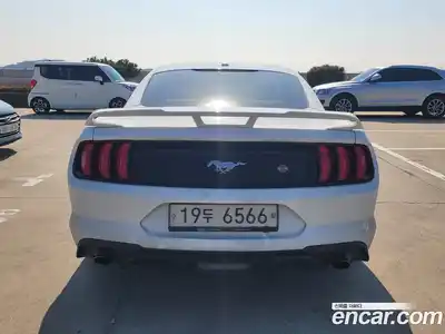 Ford Mustang 2019 2.3 Автомат в Москве № 547528, миниатюра 4