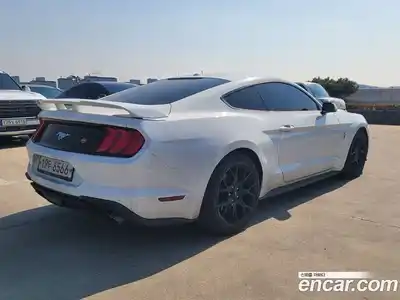 Ford Mustang 2019 2.3 Автомат в Москве № 547528, миниатюра 5