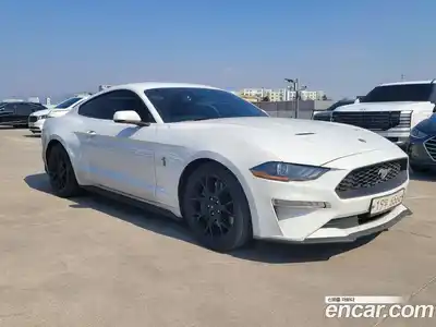 Ford Mustang 2019 2.3 Автомат в Москве № 547528, миниатюра 6