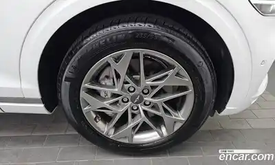 Genesis GV70 2023 2.5 Автомат в Москве № 56946, миниатюра 5