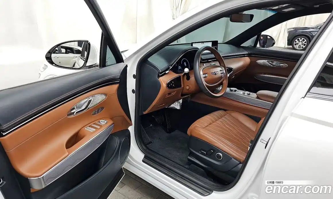 Genesis GV70 2023 2.5 Автомат в Москве № 56946, фото 10