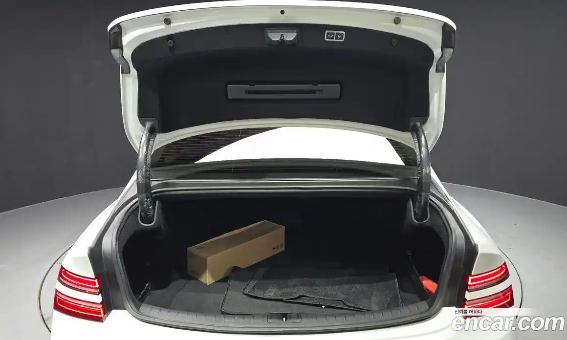 Genesis G80 2023 2.5 Автомат в Москве № 58577, фото 20