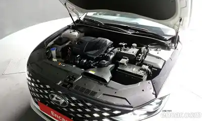 Hyundai Grandeur 2023 2.5 Автомат в Москве № 7301, миниатюра 6