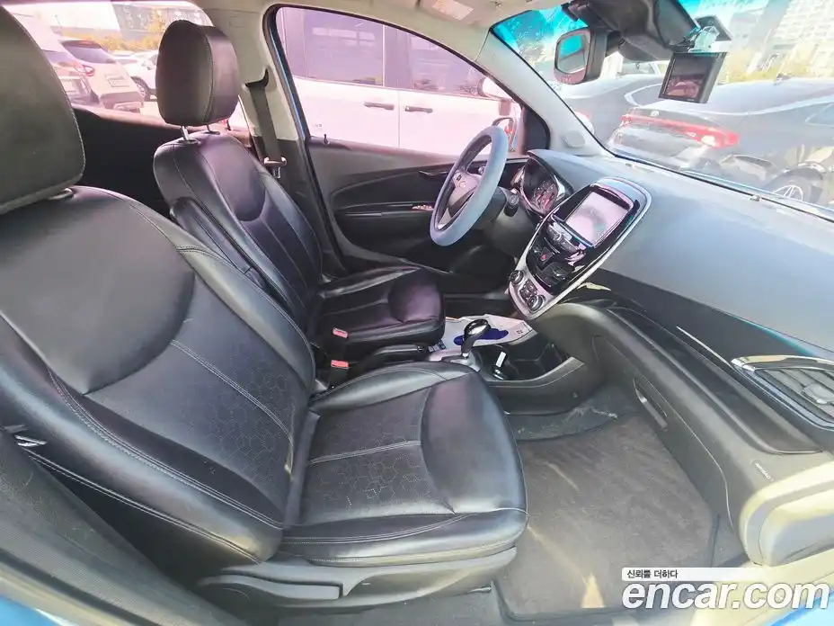 Chevrolet Spark 2016 1.0 Автомат в Москве № 85207, фото 13