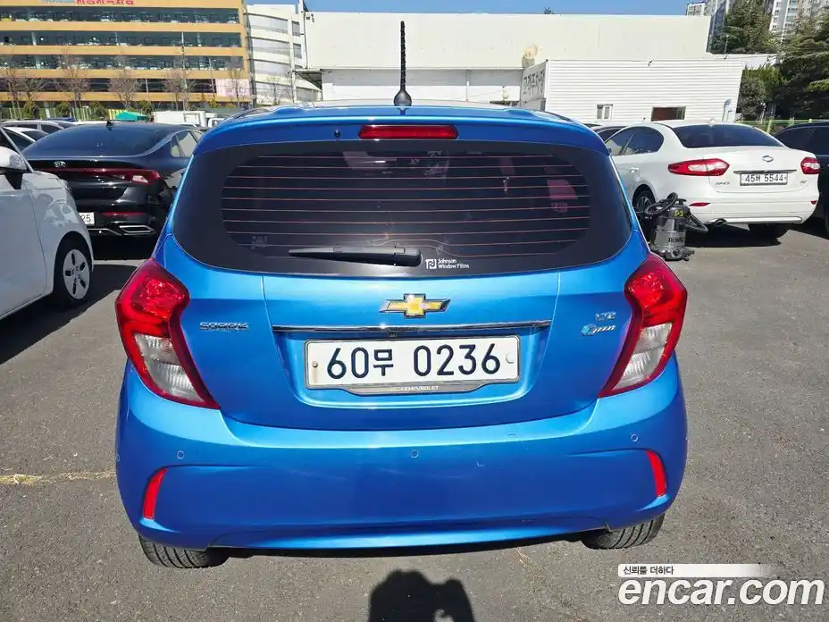 Chevrolet Spark 2016 1.0 Автомат в Москве № 85207, фото 4