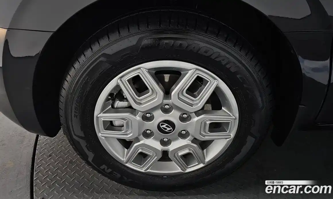 Hyundai Staria 2025 1.6 Автомат в Москве № 10444, фото 4