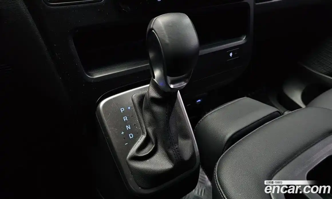 Hyundai Staria 2025 1.6 Автомат в Москве № 10444, фото 8