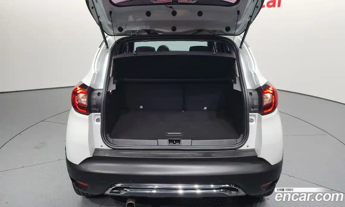 Renault QM3 2019 1.5 Автомат в Москве № 106301, фото 16